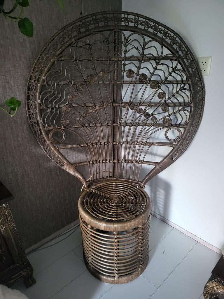 Vintage Pauwstoel !, Ophalen, Bruin, Boho, Riet of Rotan