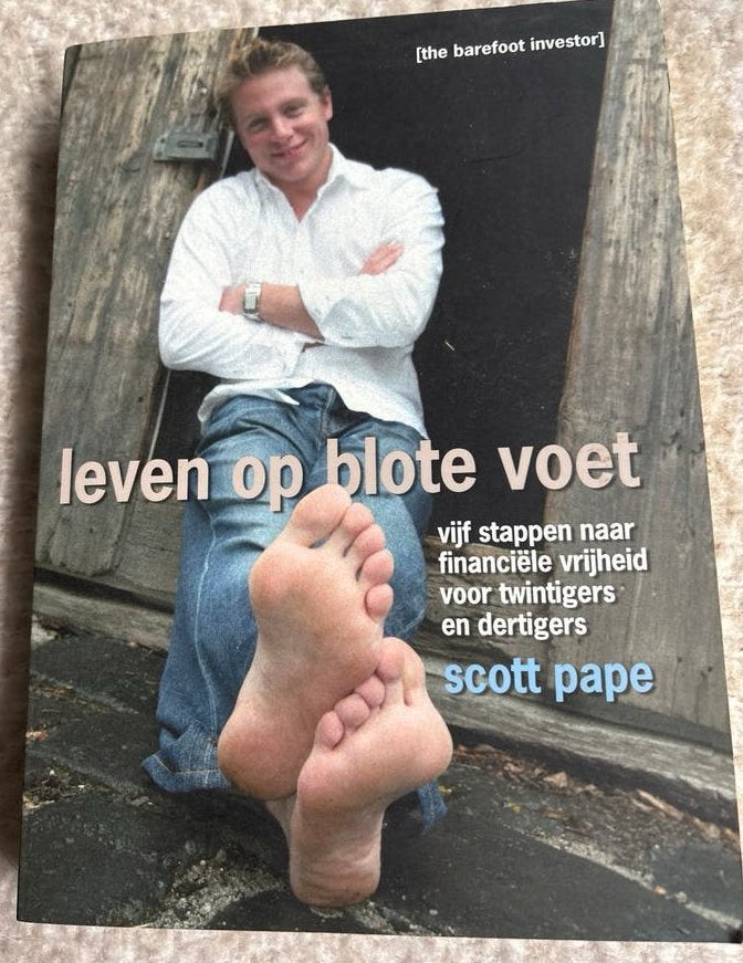 Leven op blote voet: financiële vrijheid voor twintigers, Ophalen of Verzenden, Zo goed als nieuw, Geld en Beleggen