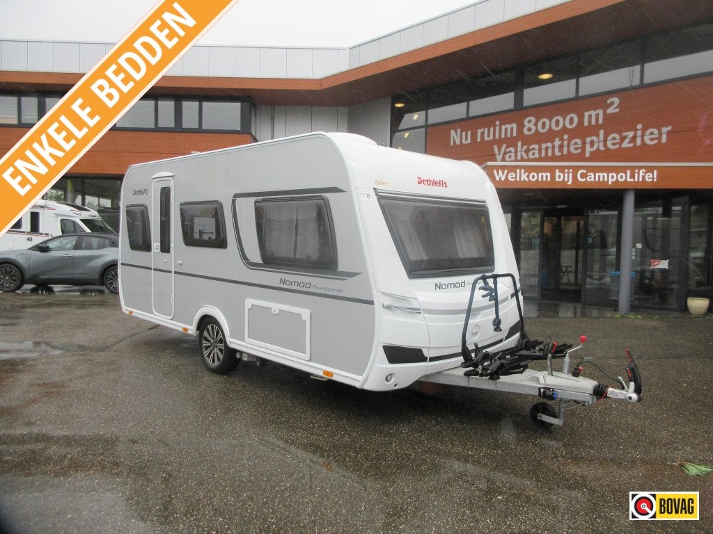 Dethleffs Nomad Avantgarde 460 LE ZEER COMPLEET!, Caravans en Kamperen, 2 aparte bedden, Fietsenrek, Dethleffs, Tot en met 4