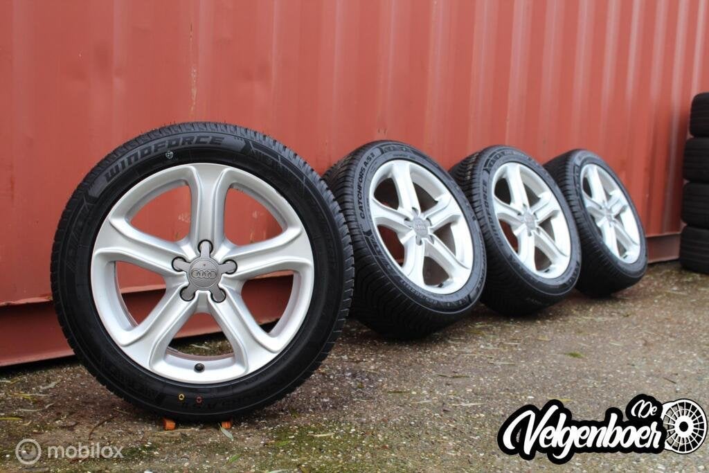 Audi A4 B8 velgen + Nieuwe All season banden | 17 inch, Auto-onderdelen, Gebruikt, Banden en Velgen, 17 inch, Jetze Veldstraweg 71