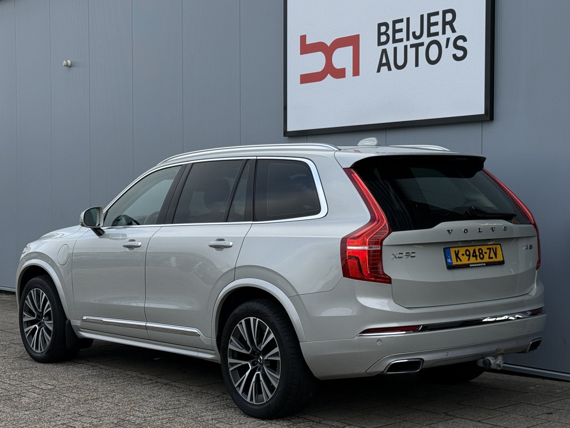 Volvo XC90 2.0 T8 Twin Engine AWD Inscription Intro Edition, Dealer onderhouden, Gebruikt, Euro 6, 4 cilinders