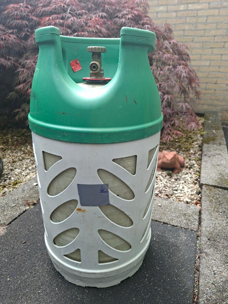 Benegas lichtgewicht 10 kg. fles € 75, Ophalen, Nieuw