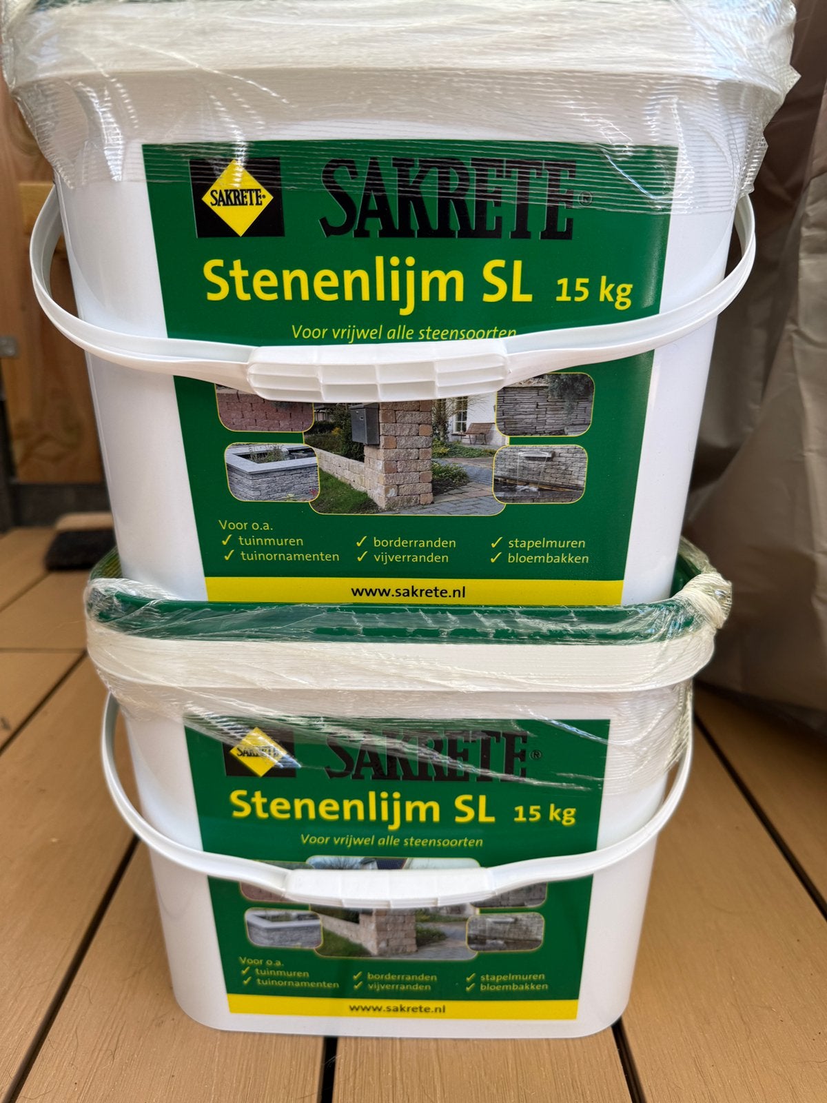 Stenenlijm van Sakrete, Ophalen, Zo goed als nieuw, Wit