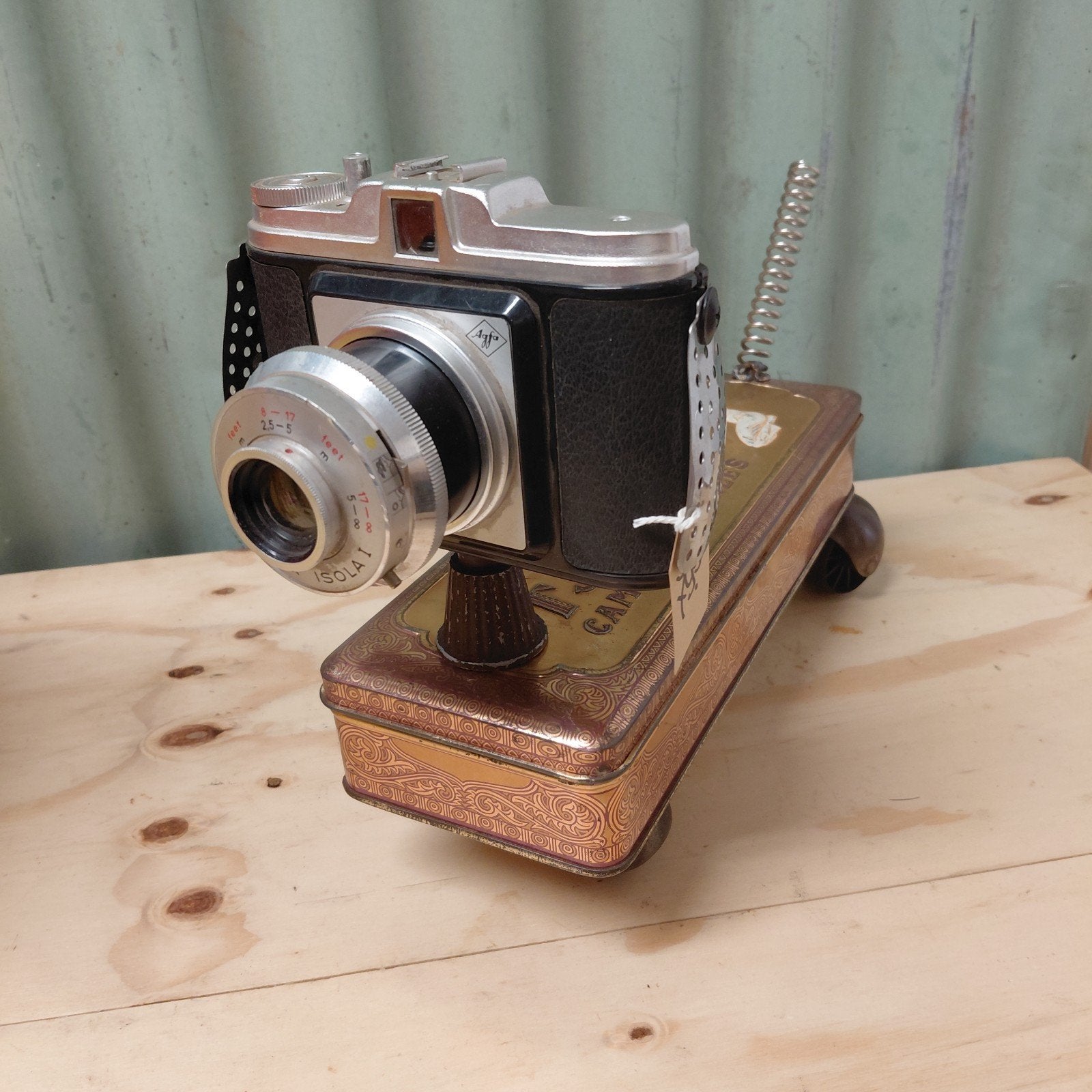Robot hond gemaakt van oud blik en fototoestel - upcycling, Ophalen of Verzenden, Metaal