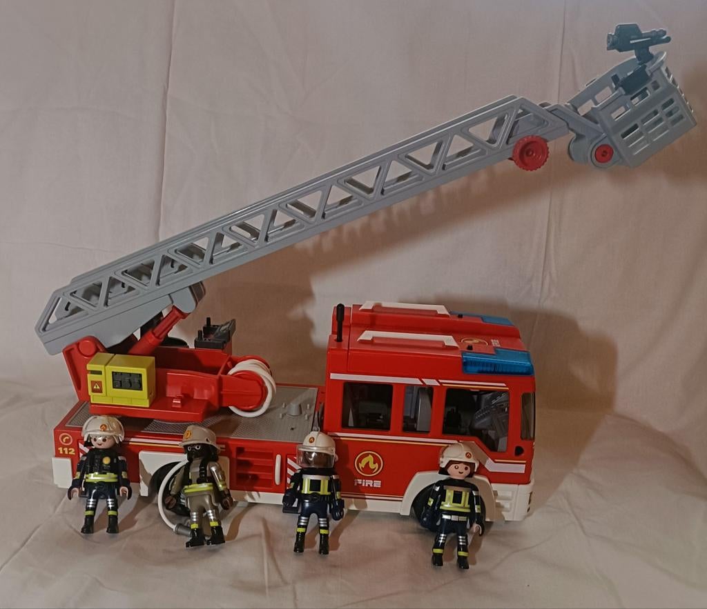 Playmobil Brandweerladderwagen 9463, Kinderen en Baby's, Speelgoed | Playmobil, Ophalen of Verzenden, Zo goed als nieuw, Los playmobil