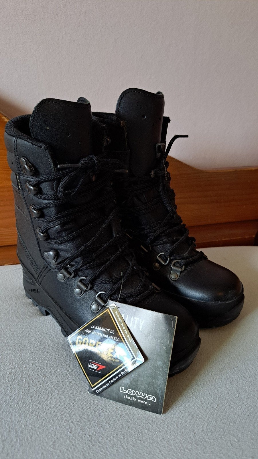 Lowa combat boot GTX mt 37 nieuw, Ophalen of Verzenden, Nieuw