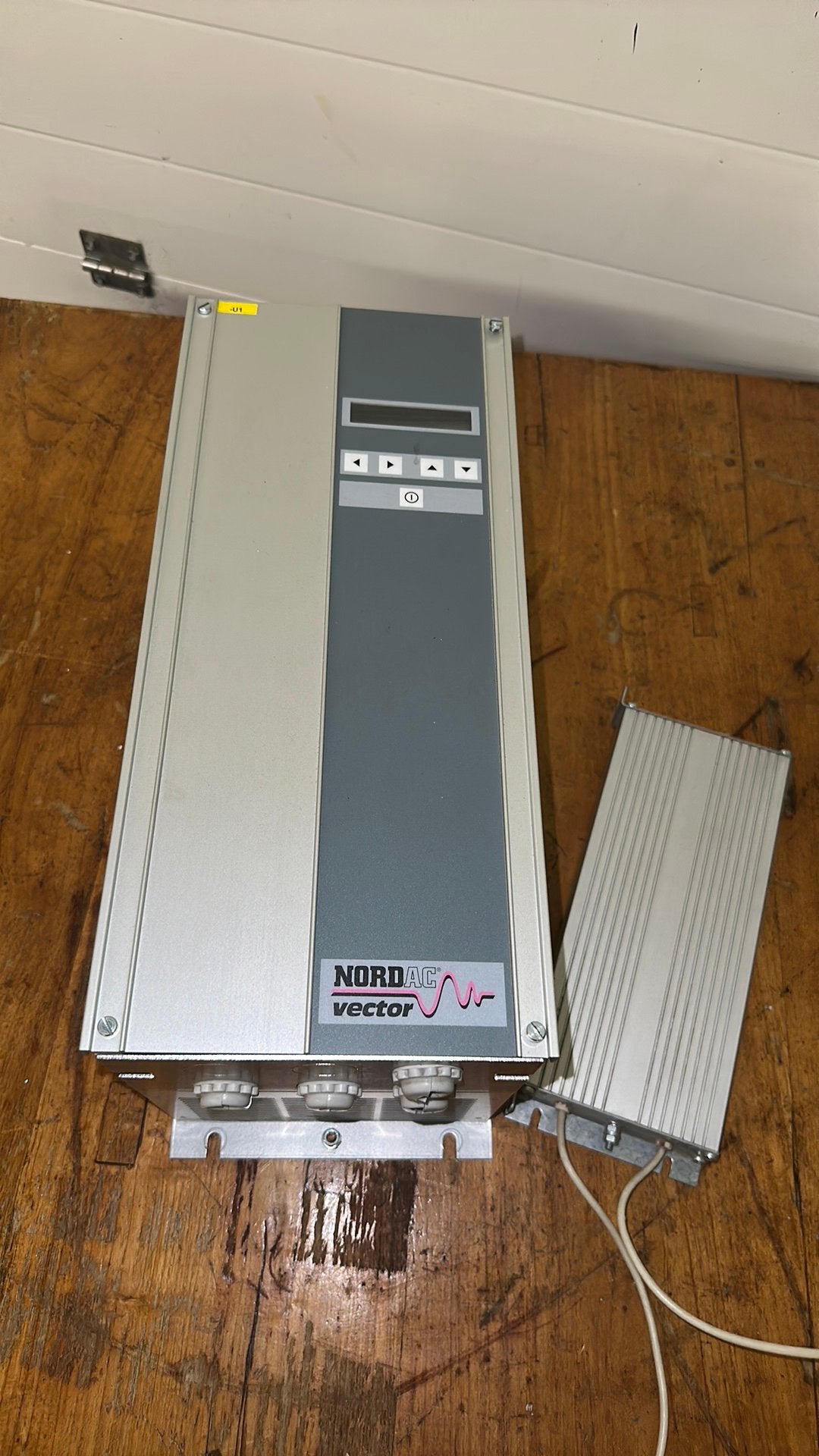 Nord frequentie regelaar 8.5 kw 10 Pk nieuw, Ophalen, .., Zo goed als nieuw, ...