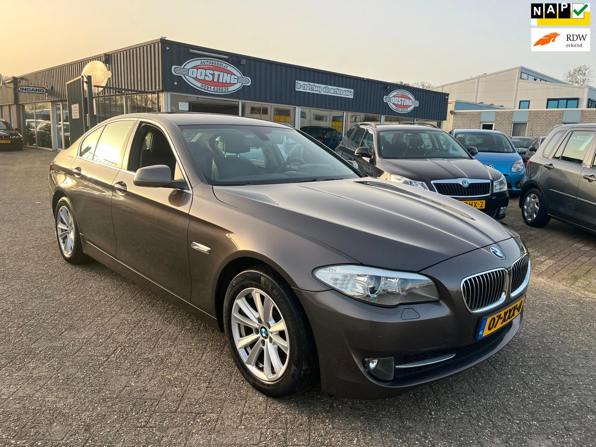 BMW 5-serie 520i High Executive(automaat,navi,leer,zeermooi,, Auto's, Automaat, Euro 5, Achterwielaandrijving, Gebruikt