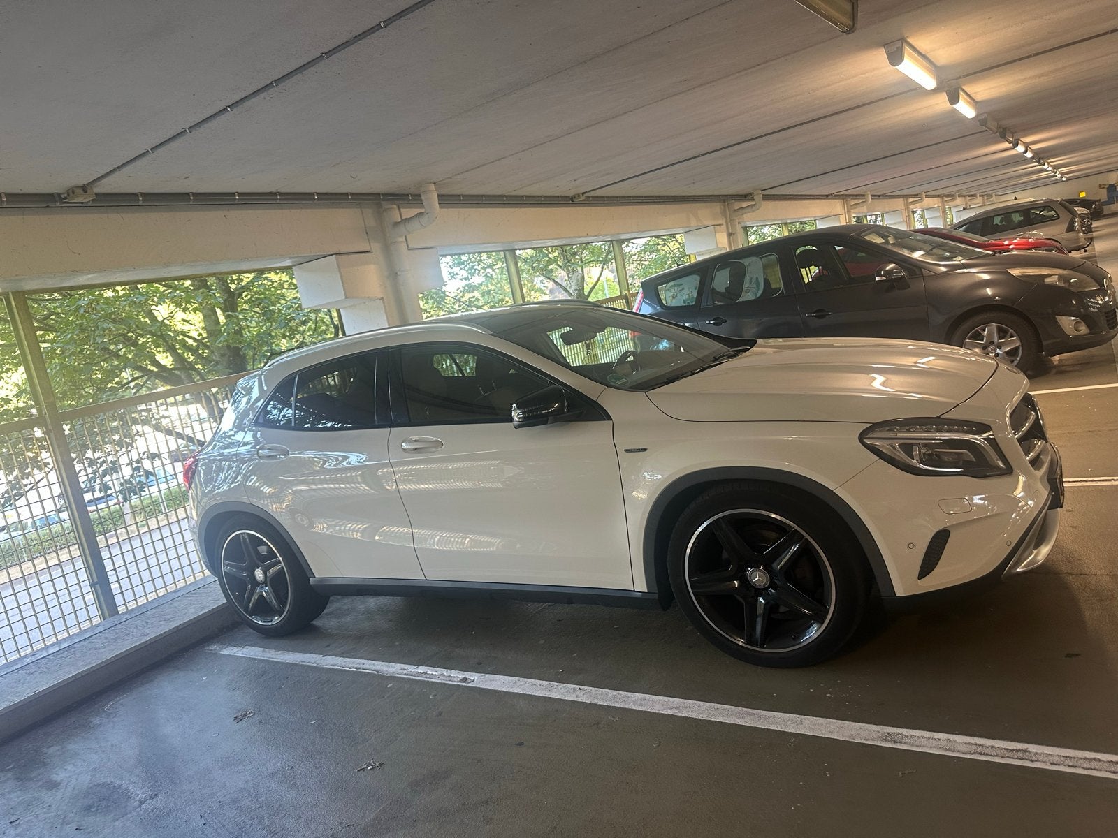 Mercedes-Benz GLA Gla250 2.0 155KW Aut7 4MATIC 2014 Wit, Automaat, 15 km/l, 1800 kg, 4 cilinders