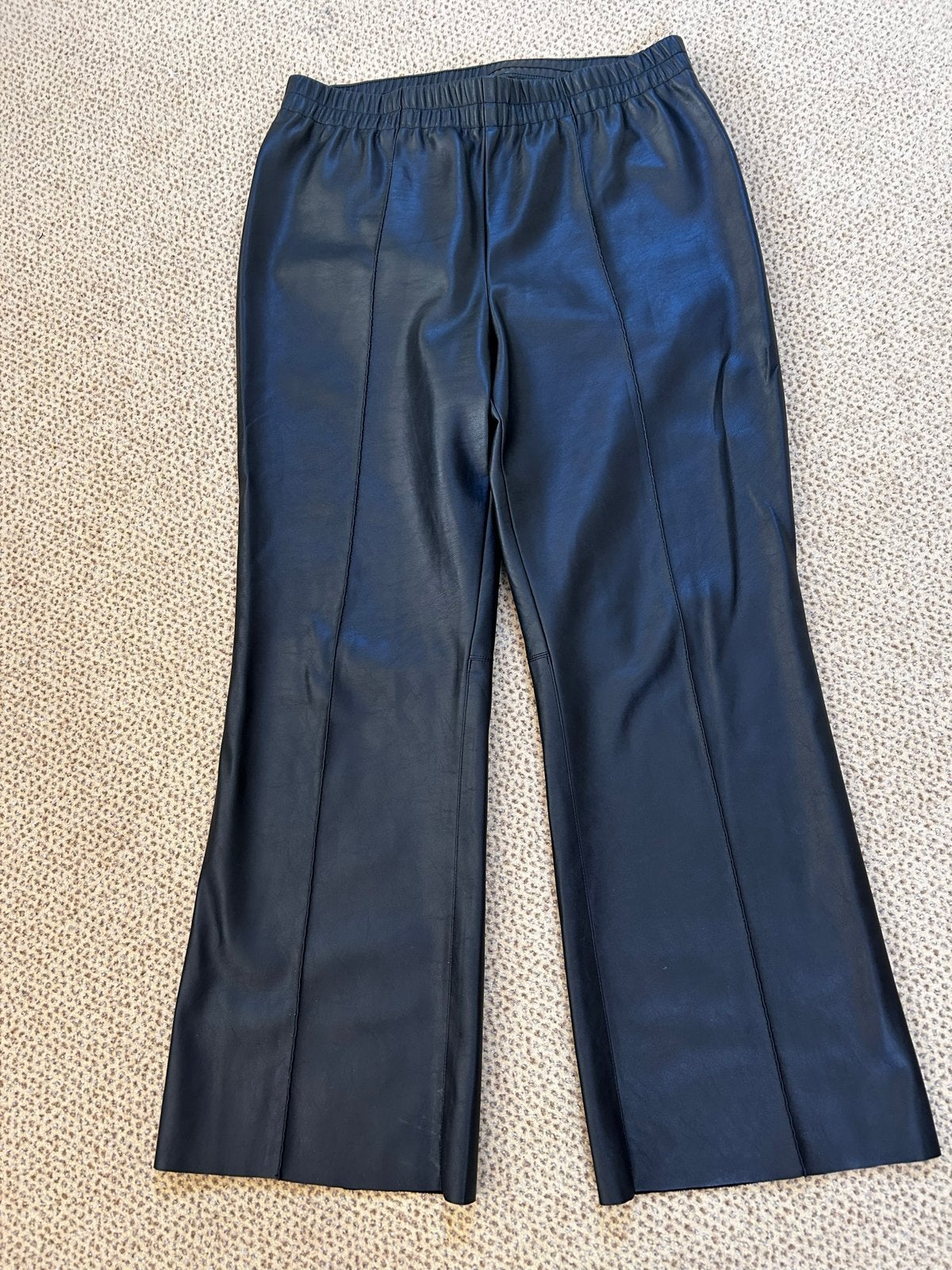 Marc Aurel Lederlook Broek Maat 42 met Elastische Band, Kleding | Dames, Verzenden, Zwart, Maat 42/44 (L), Zo goed als nieuw
