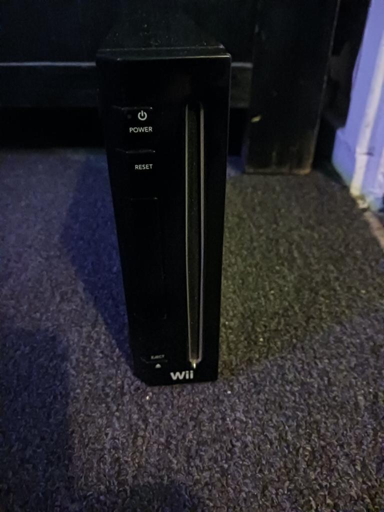 Nintendo wii console zwart Zonder kabels € 12,50, Ophalen of Verzenden, Gebruikt, Zonder controller