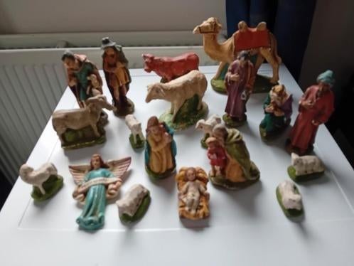 19 Gipsen beelden kerstgroep kerststal kerstmis, Diversen, Ophalen of Verzenden, Gebruikt