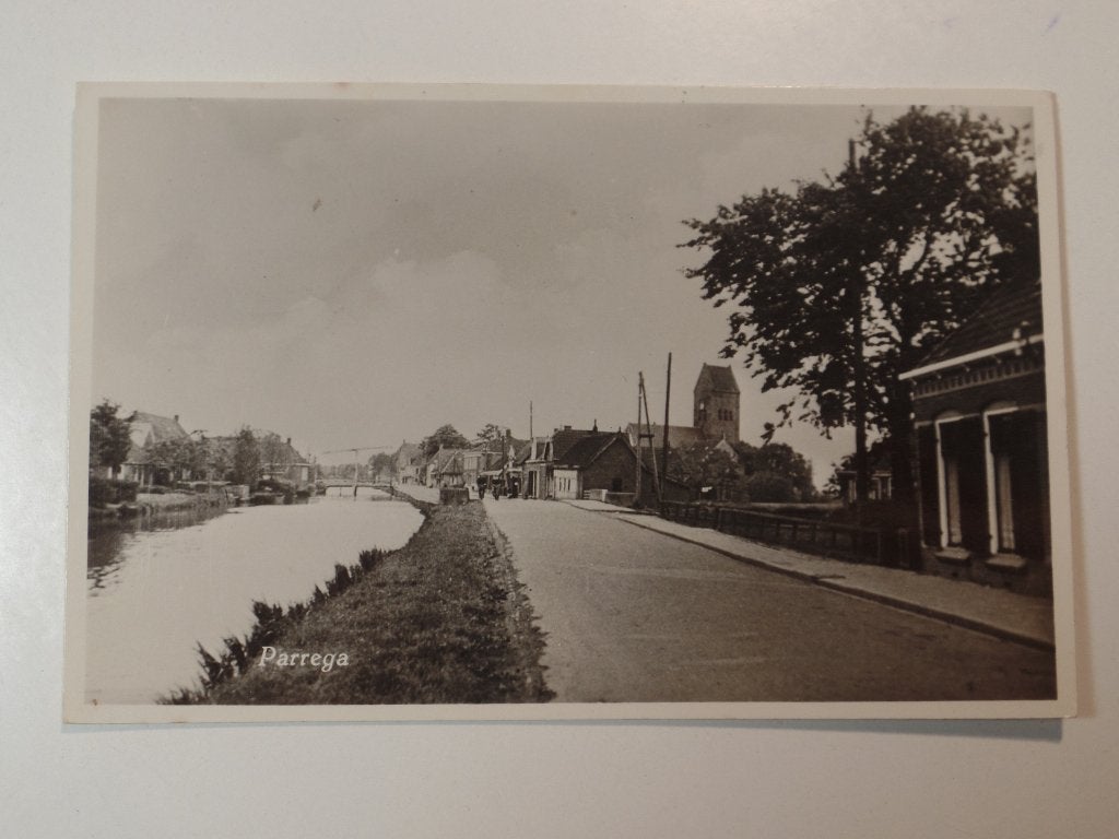 Parrega aan de vaart, Ophalen of Verzenden, 1960 tot 1980, Gelopen, Friesland