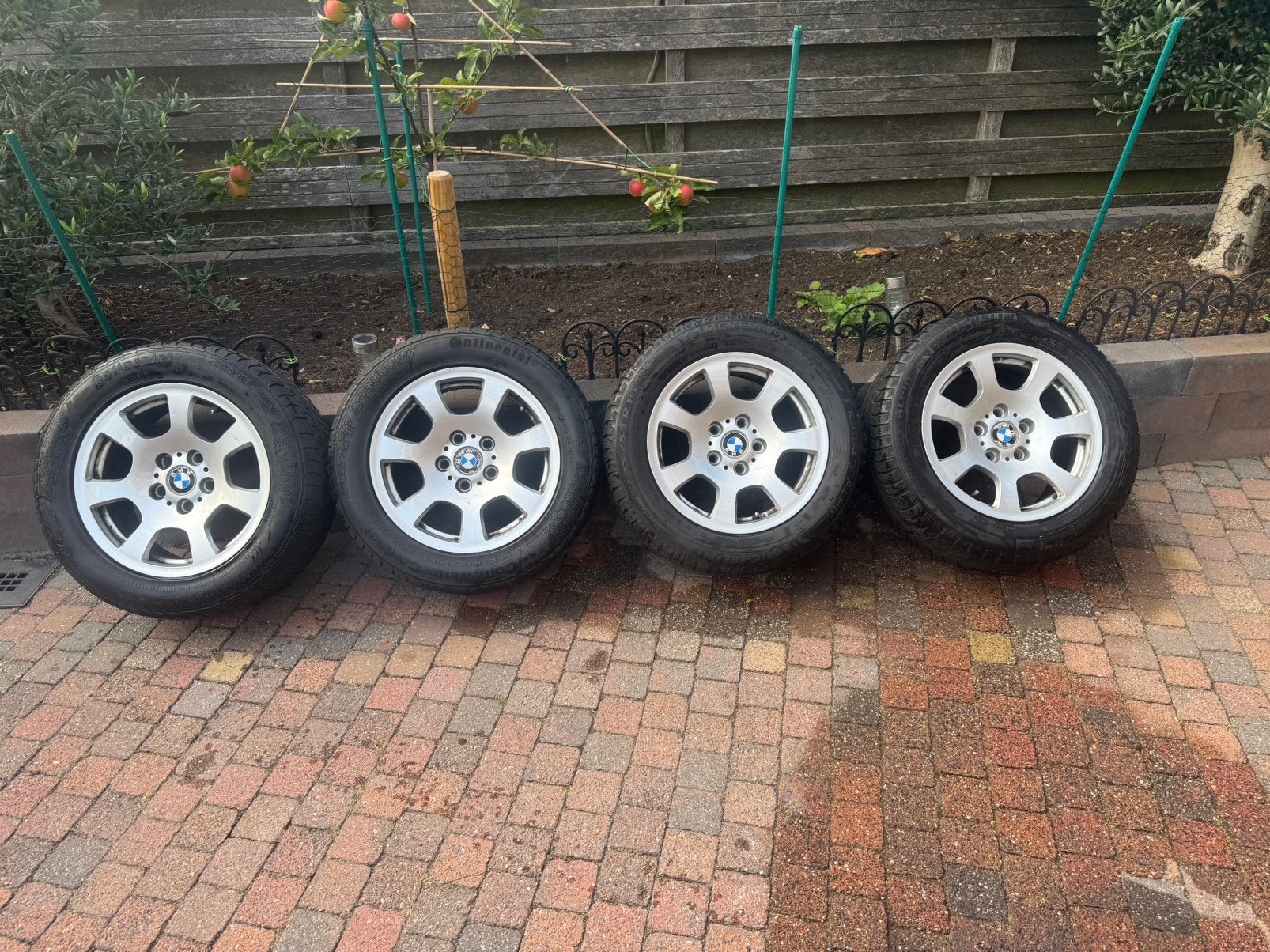 BMW winterbanden 16 inch, Auto-onderdelen, Banden en Velgen, Ophalen, Gebruikt, 16 inch, Banden en Velgen