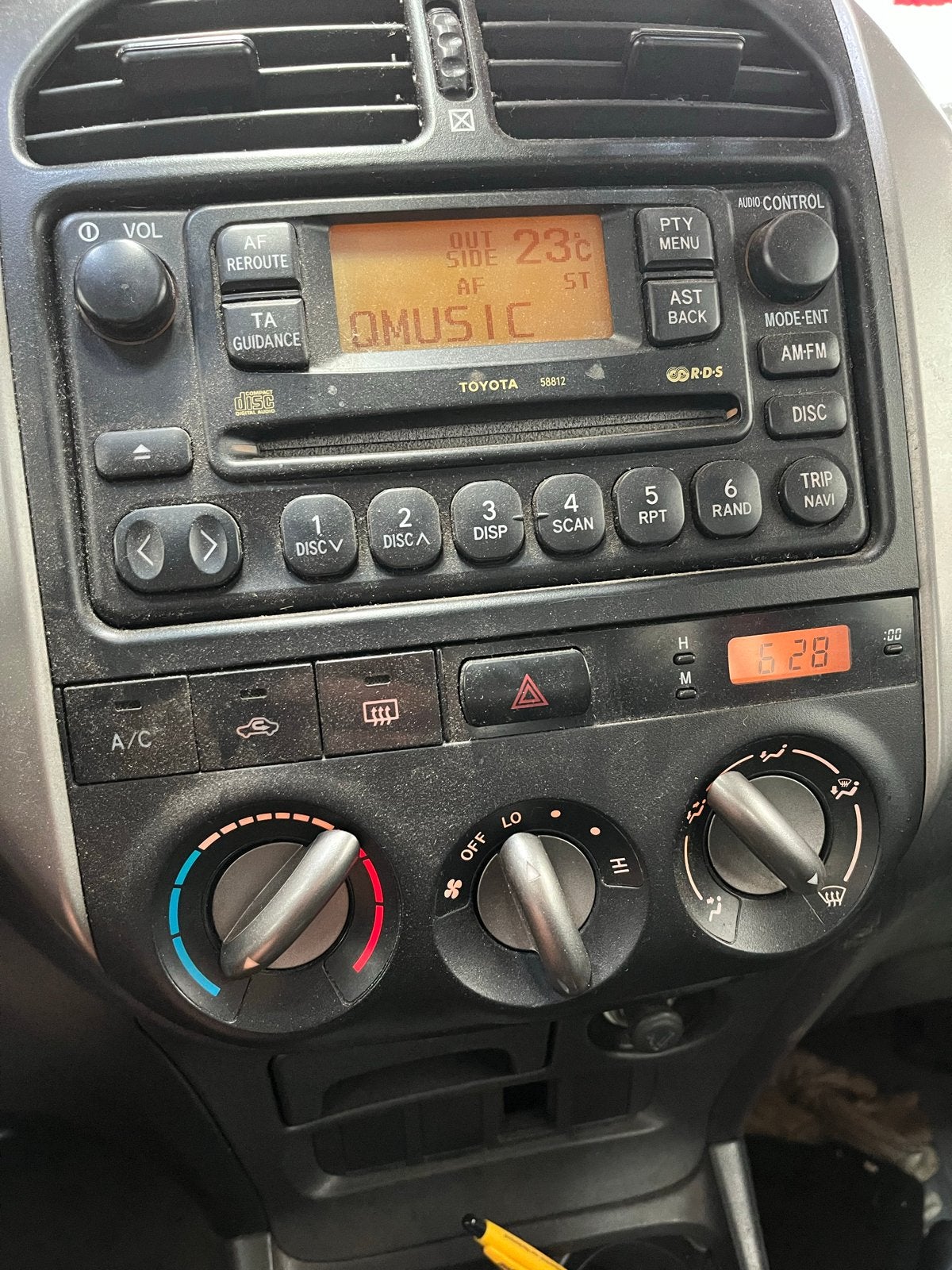Foto 10 van Toyota Rav4 2.0 5DR 4WD Linea Luna 2005 Zwart