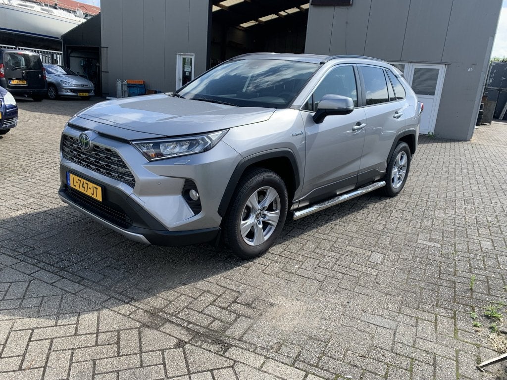 Toyota Hilux Sidebars Sidesteps 70 mm met opstapjes