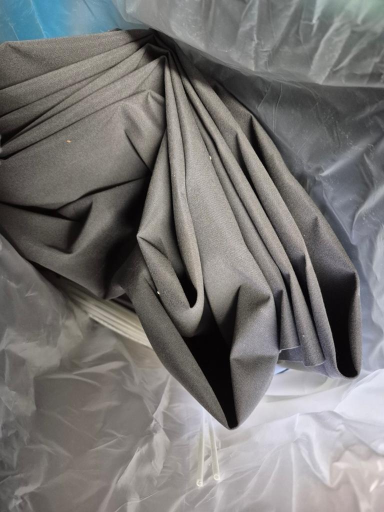 Zonnescherm doek nieuw 5 meter breed uitval 250 meter kleur, Ophalen of Verzenden, Nieuw, Knikarmscherm