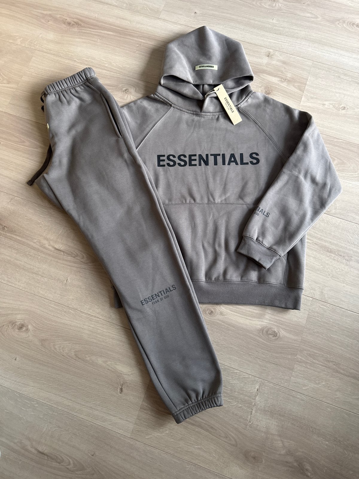 Essentials Fear of God Trainingspak - Nieuw met labels, Ophalen of Verzenden, Nieuw, Maat 46 (S) of kleiner