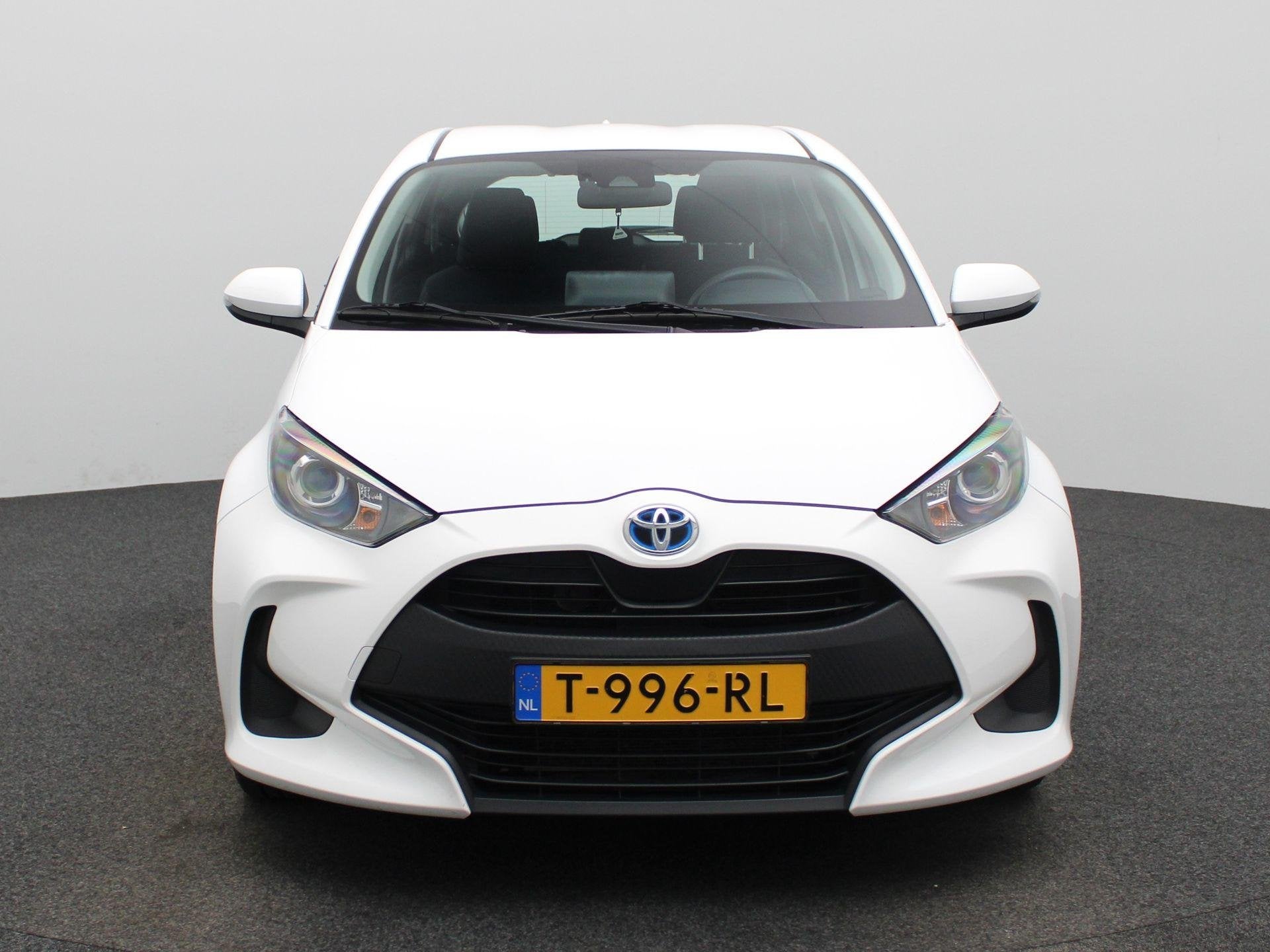 Toyota Yaris 1.5 Hybrid Active, Auto's, 12 maanden, Gebruikt, Bedrijf, Hybride Elektrisch/Benzine