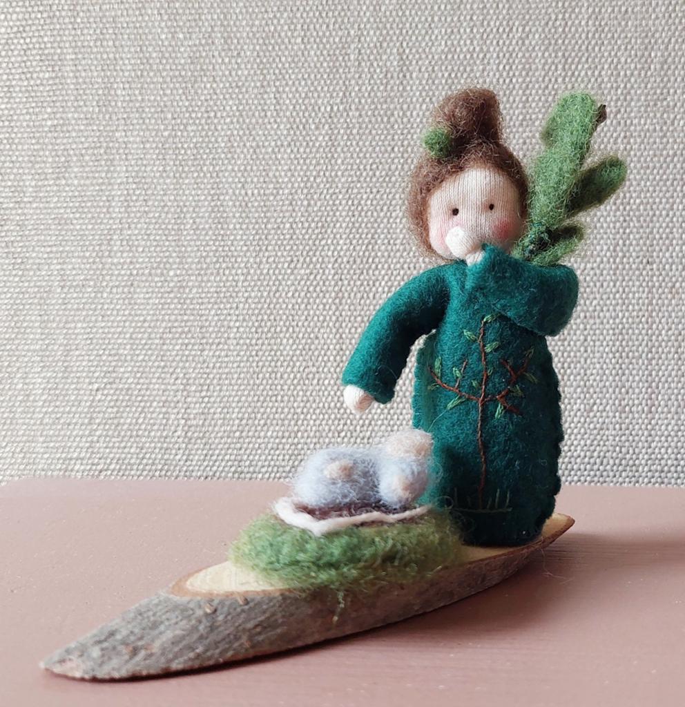 Waldorf seizoenstafel - poppetje, Ophalen of Verzenden, Nieuw, Figuurtje(s)