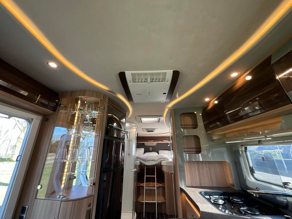 Knaus Sun i 900 LEG | 177PK Aut. | 5.5t | OFF-Grid: Zon&Gas, Caravans en Kamperen, Campers, Luifel, Fiat, Diesel, Koelkast