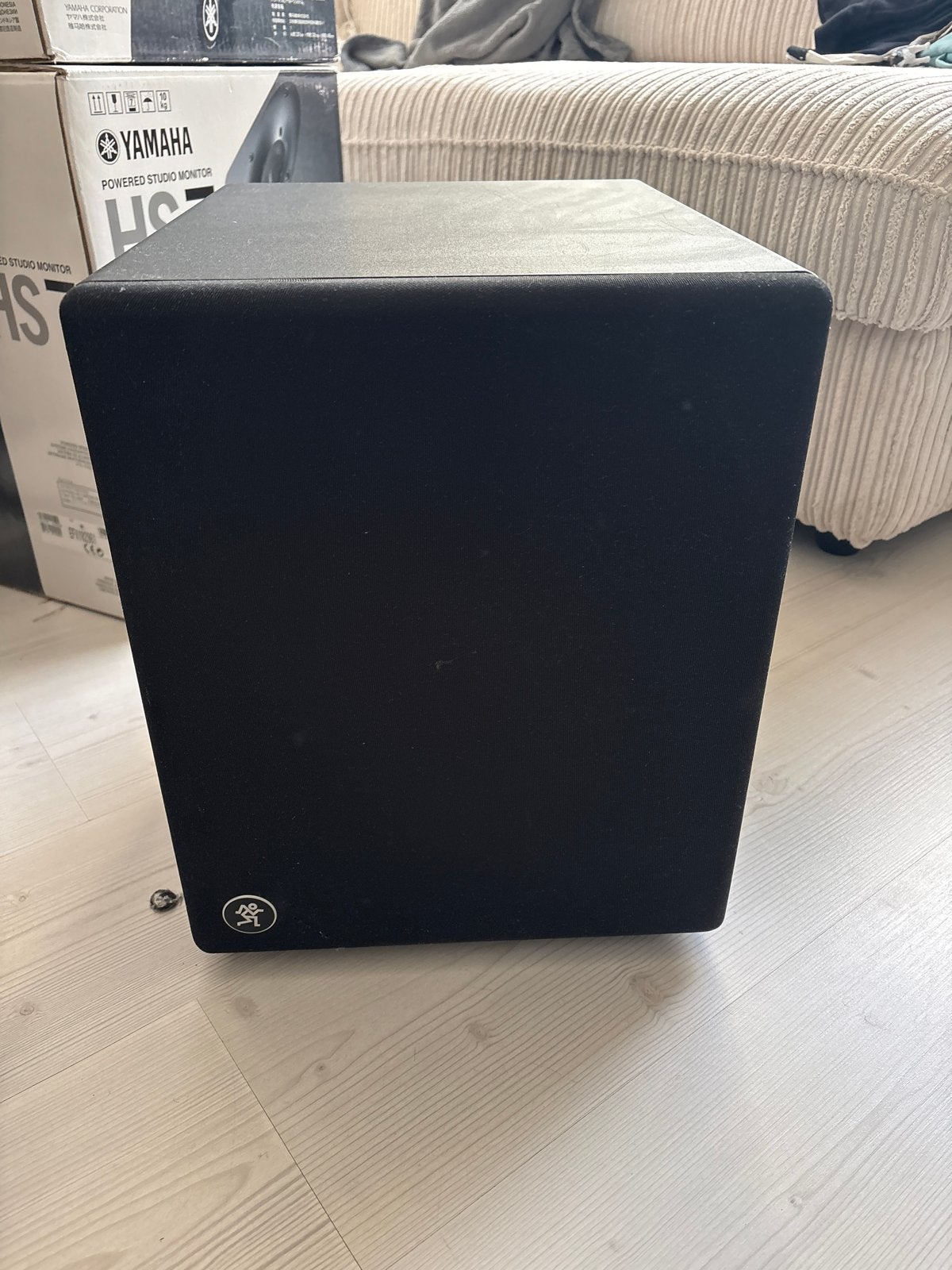 Complete Audio Set Yamaha HS7/Sub/Focusrite/statiefen, 150 watt of meer, Studiomonitor, Info@yamaha.com, Yamaha