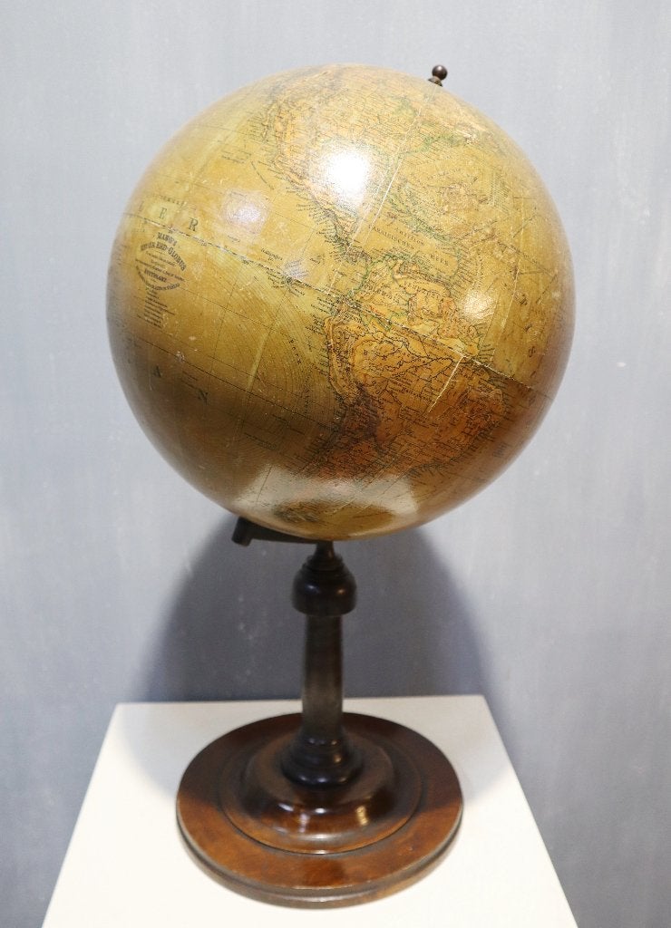 Antieke globe ca 1898, Ophalen
