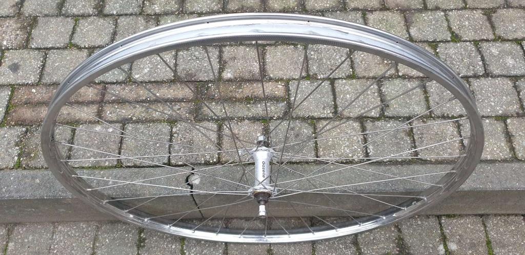 Oma fiets voorwiel 28 inch, Ophalen of Verzenden, Zo goed als nieuw, Gazelle