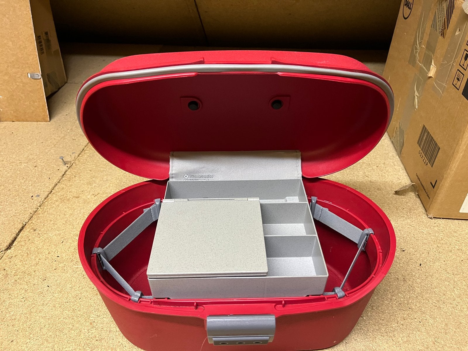 Foto 4 van Samsonite koffers en beautykoffertjr