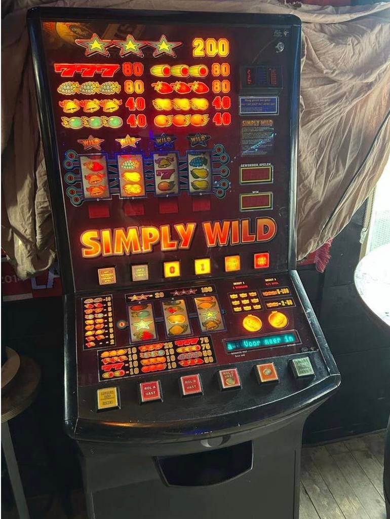 Simply Wild fruitautomaat - Klassieke speelervaring, Verzamelen, Automaten | Gokkasten en Fruitautomaten, Euro, Ophalen, Gebruikt