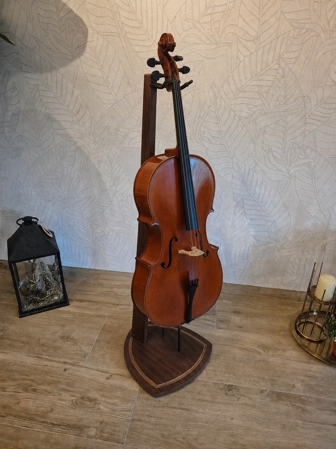 Walnoot Houten Cello Standaard met Strijkstokhouder, Ophalen, Zo goed als nieuw, Instrumentstandaard, Cello