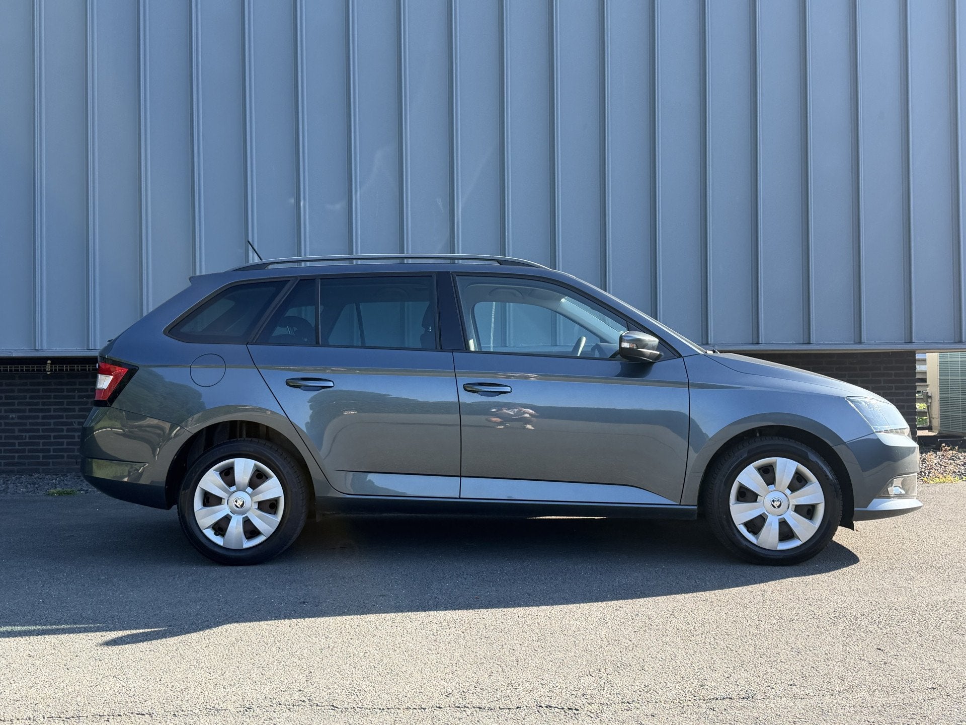 Skoda Fabia Combi 1.2 TSI Ambition | Airco | Cruise Control, Auto's, Skoda, Stof, 4 cilinders, Origineel Nederlands, Handgeschakeld