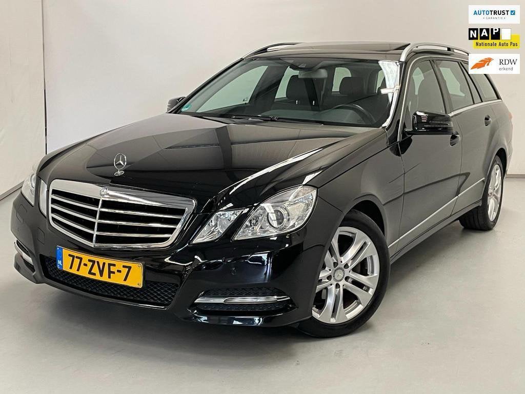 Mercedes-Benz E-Klasse E200 Estate Stationwagen, Achterwielaandrijving, Zwart, 4 cilinders, 1796 cc