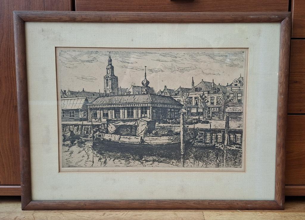 ets van onbekende tekenaar uit Vlaardingen, gesigneerd, Ophalen, Ets, Stadsgezicht, Ingelijst