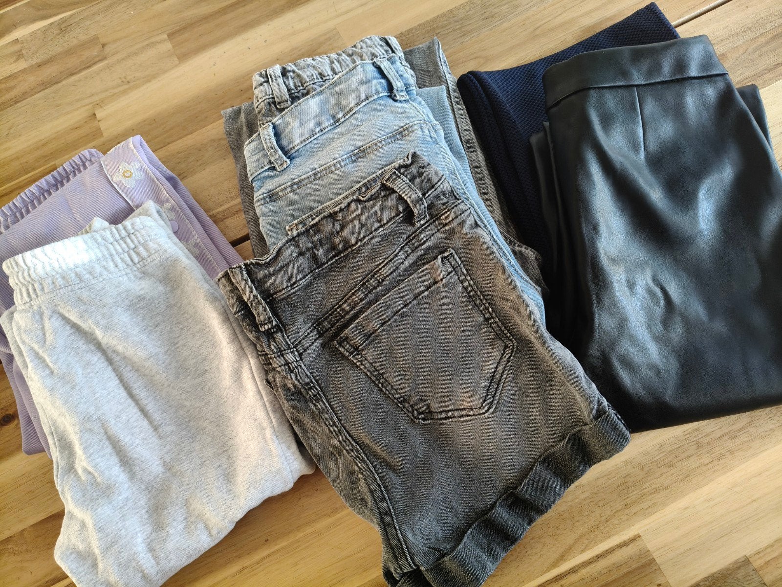 Tekoop kinderkleding meisje maat 146, Ophalen, Zo goed als nieuw, Meisje, Broek