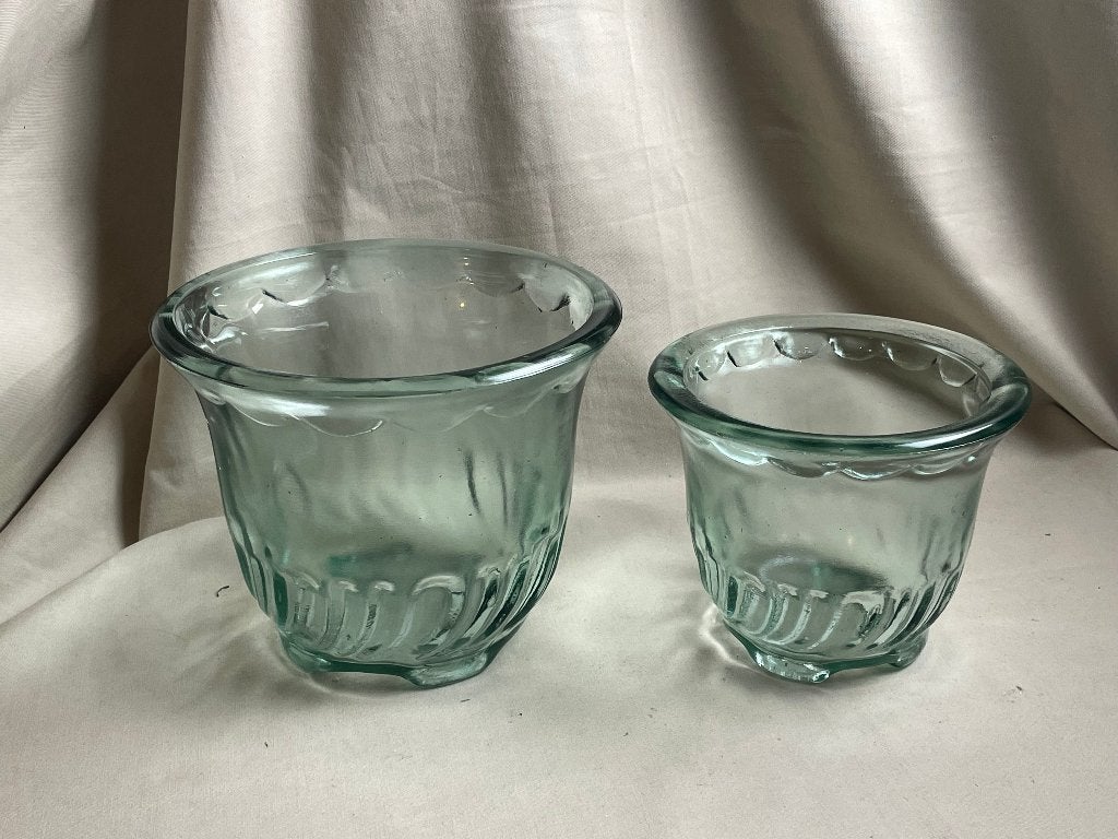 2 zware groen glazen bloempotten, Overige materialen, Rond, Binnen, Ophalen of Verzenden