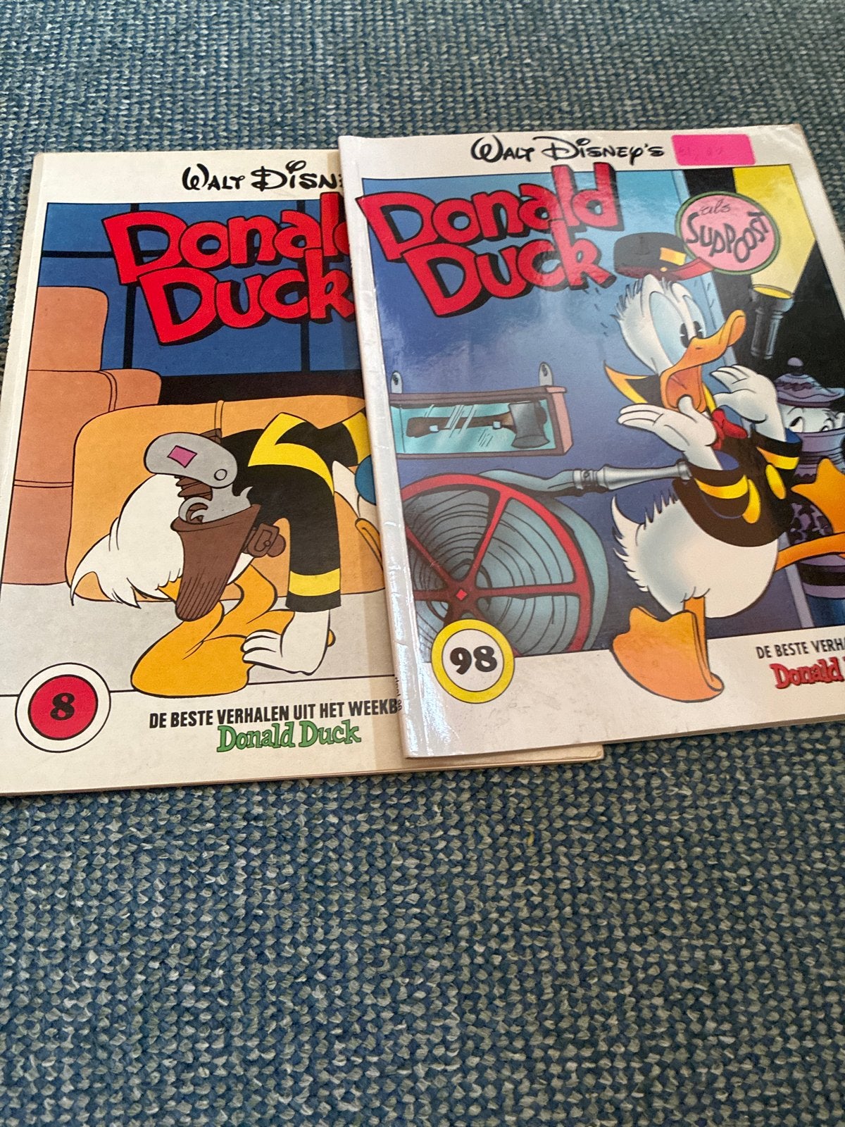 Donald Duck De Beste Verhalen uit het Weekblad (2x), Meerdere stripboeken, Ophalen, Gelezen