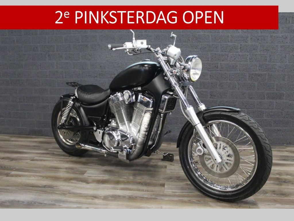 SUZUKI VS 1400 INTRUDER (bj 1996) 42,651 km MatZwart Custom, Motoren, Motoren | Suzuki, 1360 cc, SUZUKI, Bedrijf, Onbekend