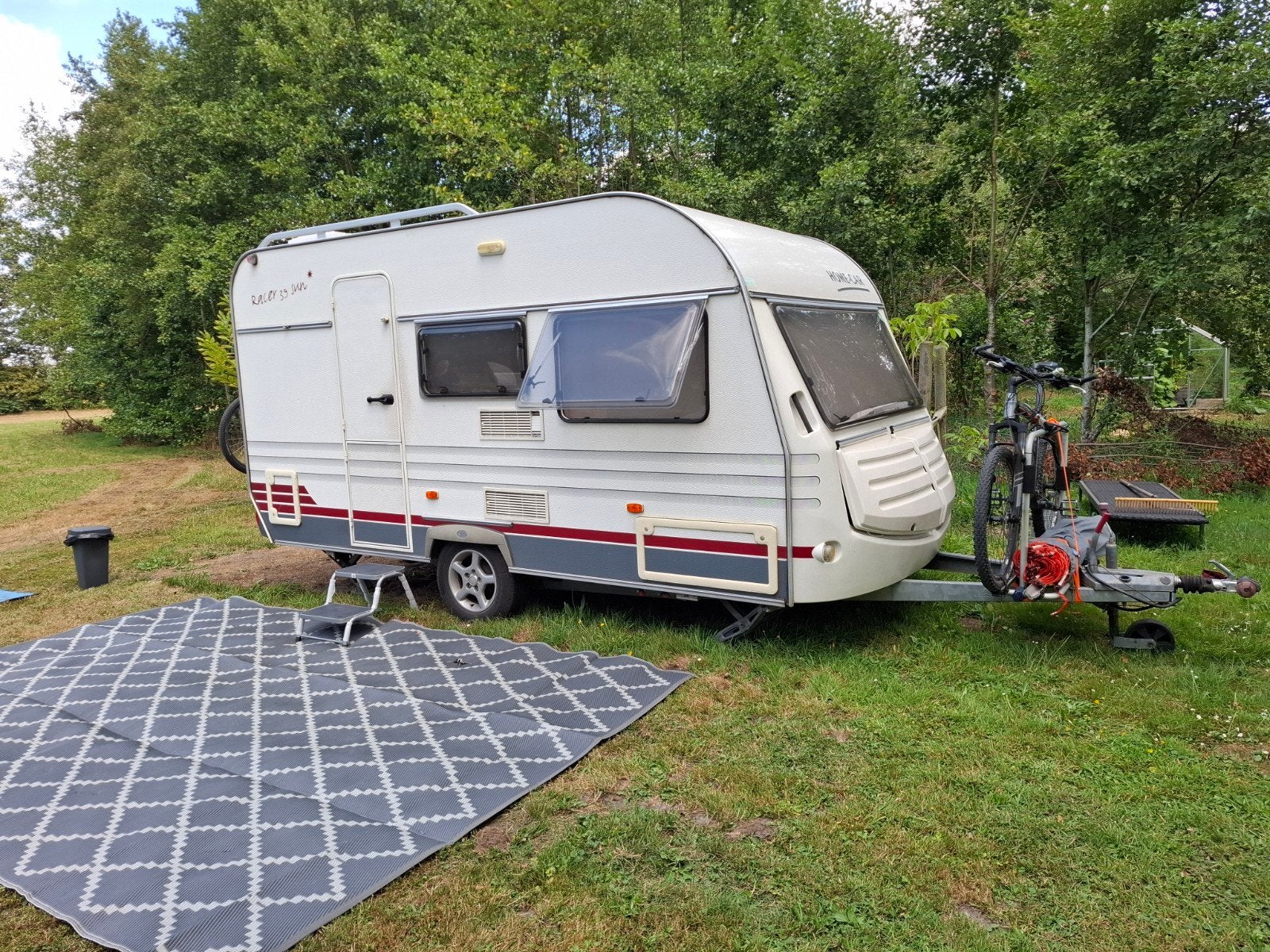 Home Car Racer 39 Sun (2000) 4 persoons met vast stapelbed, Caravans en Kamperen, Caravans, Home-car, Vast bed, 750 - 1000 kg