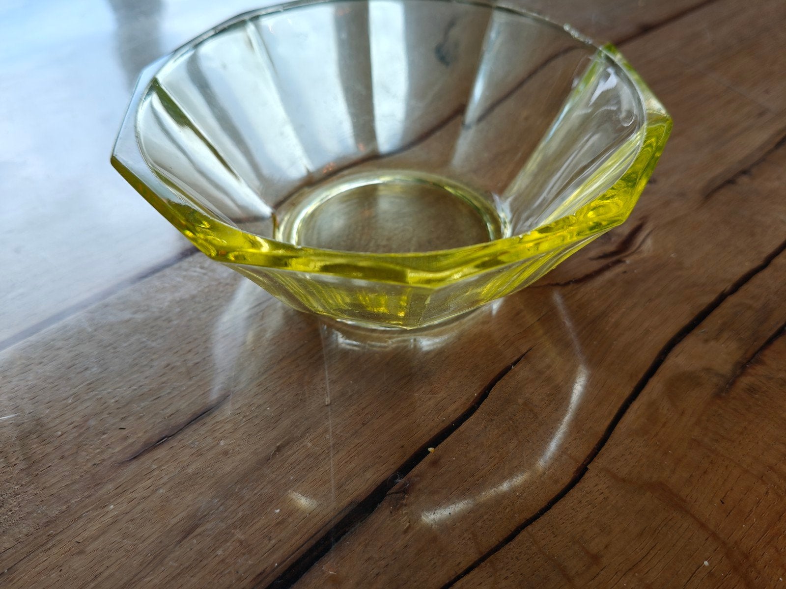 Uranium glazen kommetje 12cm, Ophalen of Verzenden