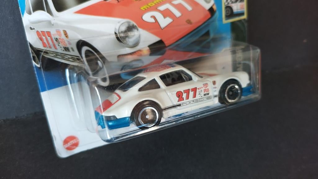 Porsche 911 1971 Outlaw Magnus walker 1:64 Hotwheels Pol, 1186 MJ 1 NL, Auto, Verzenden, Nieuw