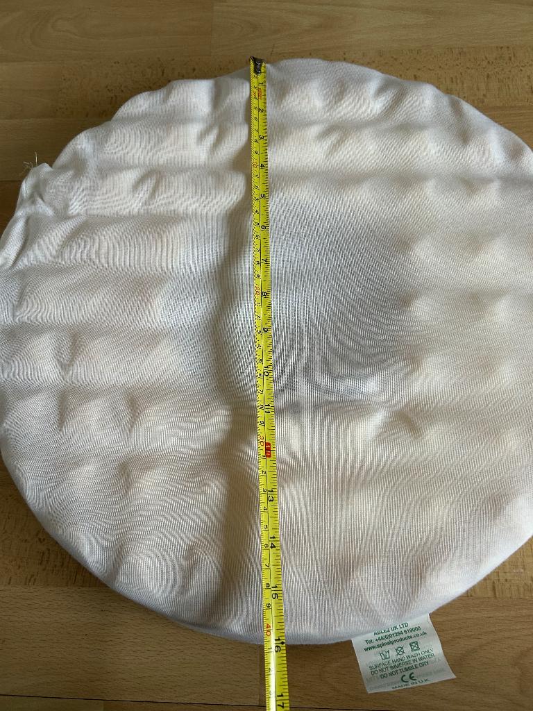 Ringkussen /decubitus met hoesje 42 x 42 cm, Ophalen of Verzenden, Zo goed als nieuw, Rood, Rond