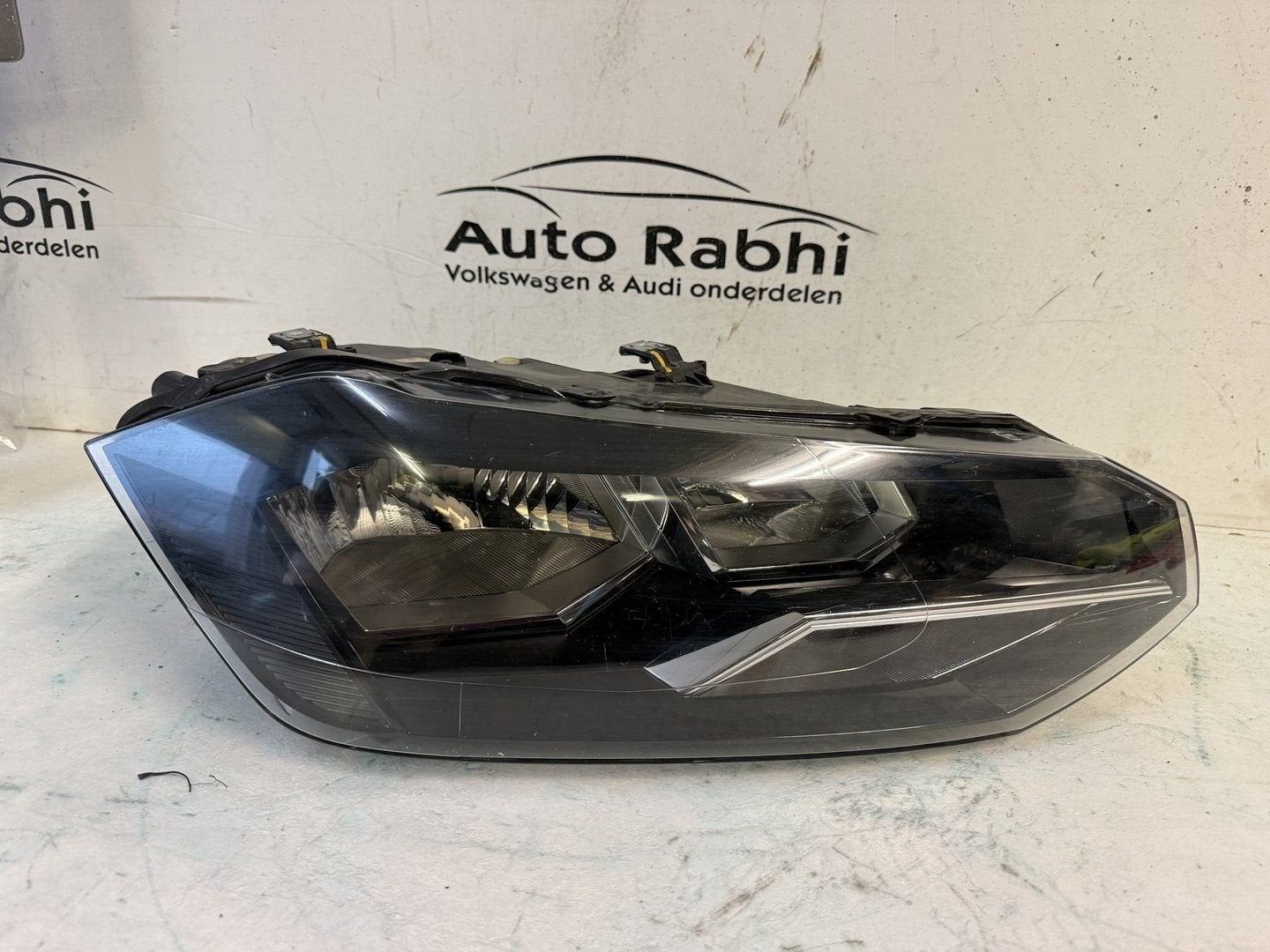 VW Polo 2g Koplamp Rechts 2G1941006, Gebruikt, -, -, Ophalen of Verzenden