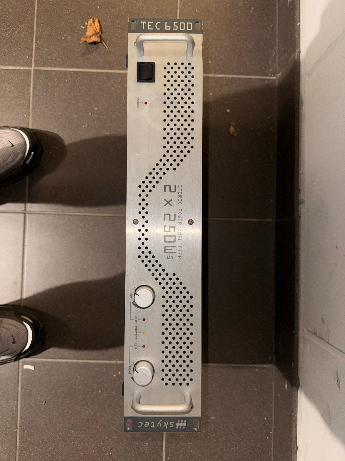 Skytec TEC 6500 Stereo Eindversterker 2x 250W, Overige merken, Gebruikt, Ophalen of Verzenden, 120 watt of meer