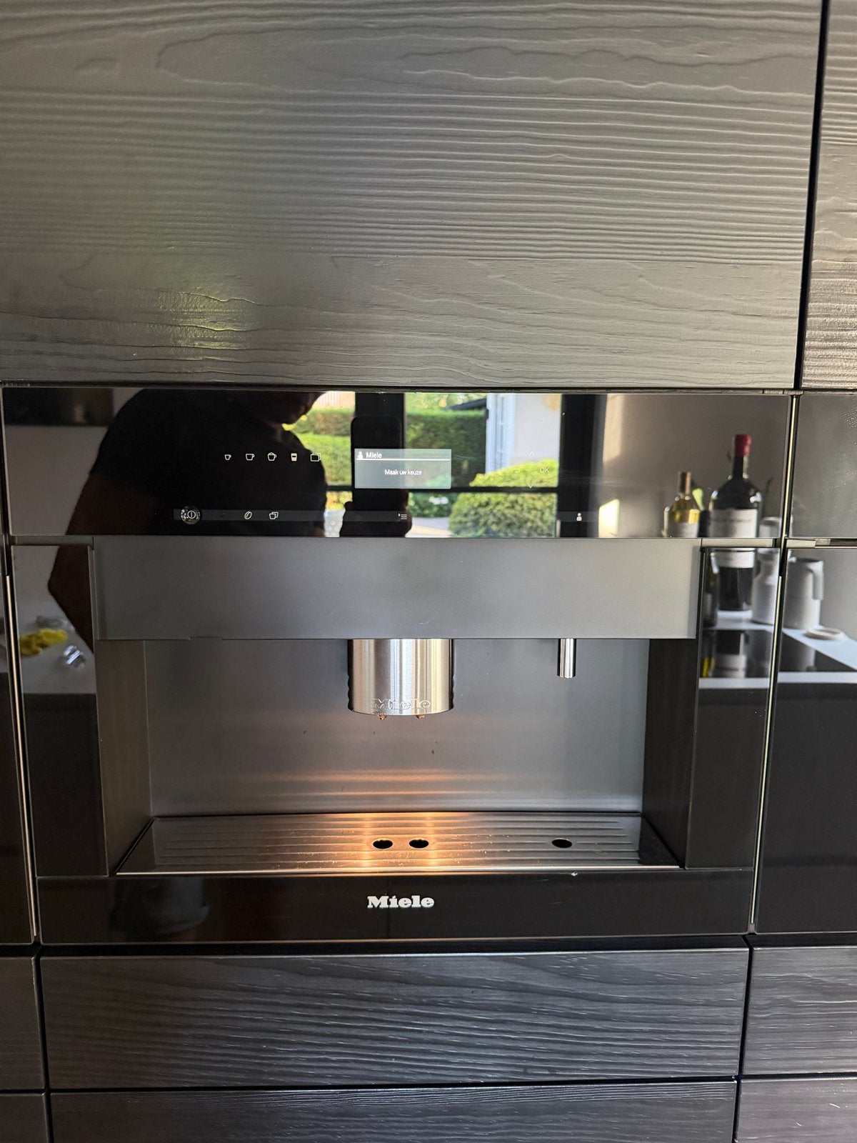 Miele inbouw koffiemachine - Zo goed als nieuw, Ophalen, Afneembaar waterreservoir, 10 kopjes of meer, Koffiemachine