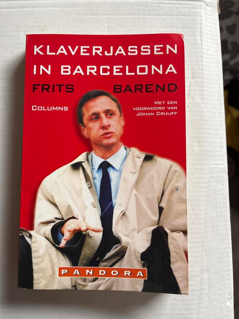 Klaverjassen in Barcelona - Frits Barend, Ophalen of Verzenden, Gelezen