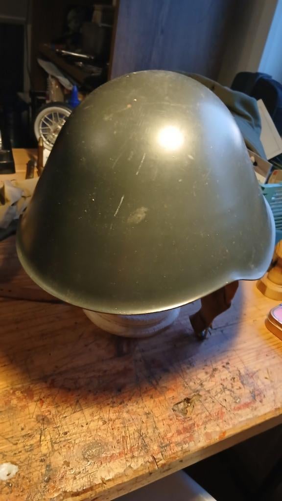Oost-Duitse helm, later type, Verzamelen, Militaria | Algemeen, Landmacht, Helm of Baret, Duitsland, Ophalen of Verzenden