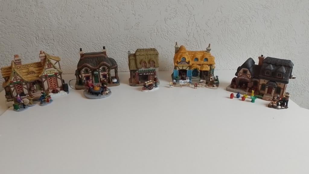 Lemax Cottage dorp, Diversen, Kerst, Ophalen of Verzenden