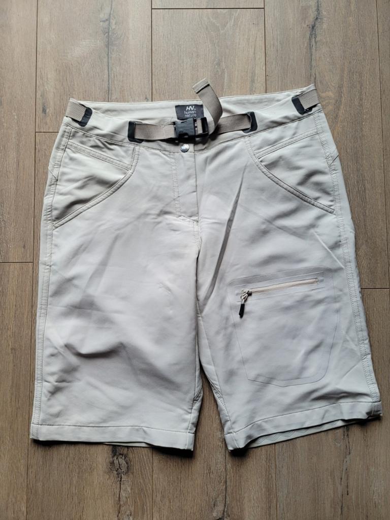 Nette beige Human Nature heren korte broek maat M, Maat 48/50 (M), Beige, Ophalen of Verzenden, Zo goed als nieuw