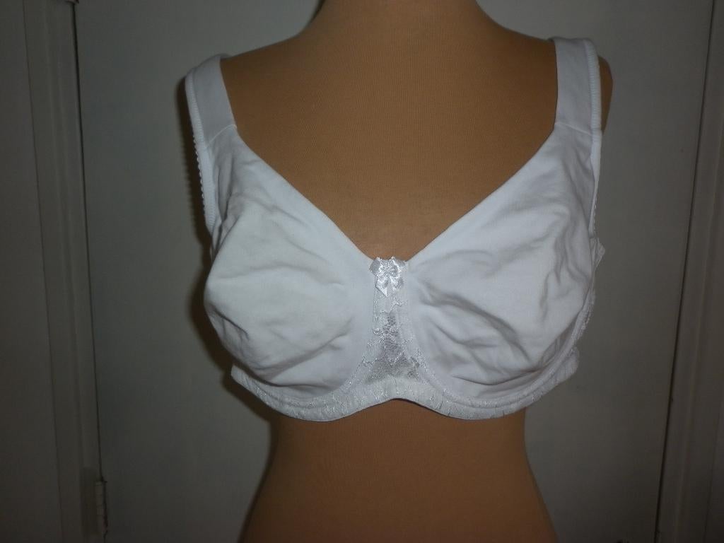 beugelBh maat 100D  merk Nuance, Kleding | Dames, Verzenden, Wit, BH